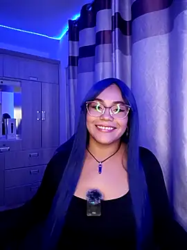 Snapshot of PiscisGirl chatting on May 7, 7:14 am PiscisGirl online show from May 7, 7:14 am