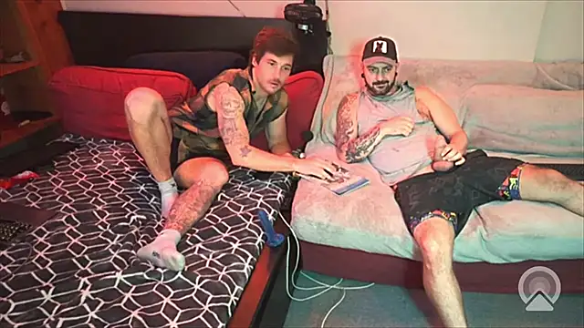 Tucker pdmax online show from April 18, 7:34 am