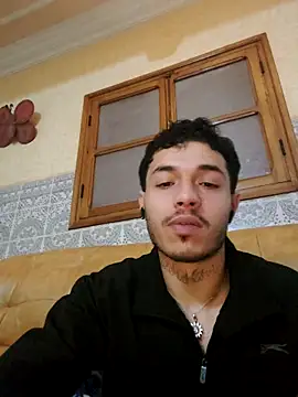 Thewildaliii0 online show from March 18, 7:06 pm