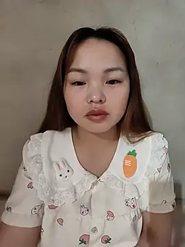Snapshot of Mina_xYx chatting on May 24, 4:12 pm Mina xYx online show from May 24, 4:12 pm