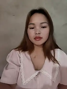 Mina xYx online show from July 9, 4:00 pm