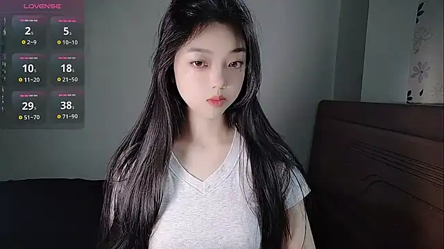 oblakitty  online show from April 20, 12:46 am