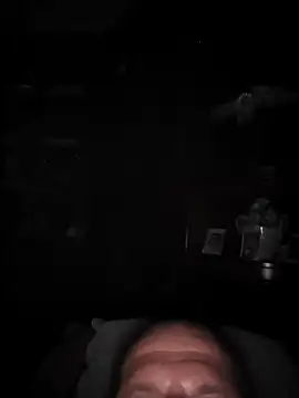 Snapshot of skizzoboy6 chatting on March 25, 2:28 am skizzoboy6 online show from March 25, 2:28 am