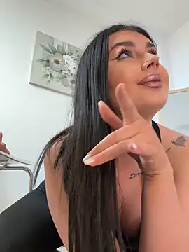Snapshot of ItsKendra chatting on April 29, 1:59 pm ItsKendra online show from April 29, 1:59 pm