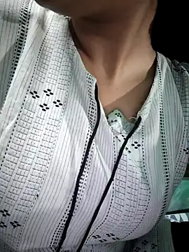 Snapshot of model_seela chatting on March 23, 3:27 pm model seela online show from March 23, 3:27 pm