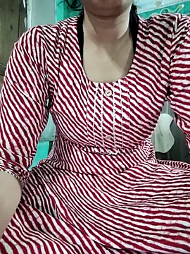 Snapshot of model_seela chatting on April 9, 7:58 am model seela online show from April 9, 7:58 am