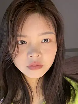 Snapshot of Flowers018 chatting on March 16, 6:50 am Flowers018 online show from March 16, 6:50 am