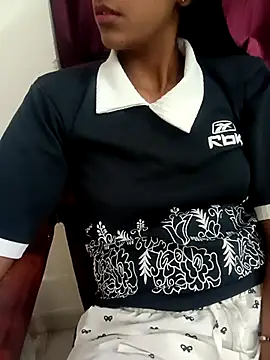 aushi rajput online show from April 20, 3:04 pm