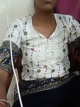 aushi rajput online show from May 11, 4:04 pm