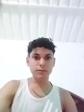 Snapshot of Dannyy_xxx chatting on March 15, 10:38 pm Dannyy xxx online show from March 15, 10:38 pm