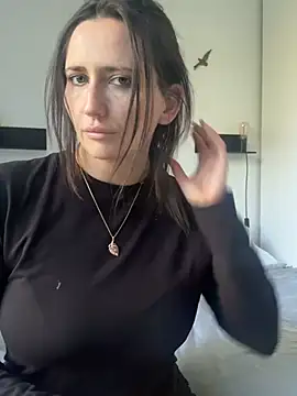 Siren  xxx online show from May 2, 3:06 pm