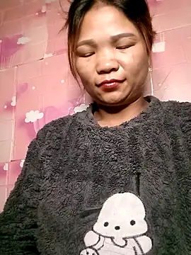 Snapshot of maymay121 chatting on May 11, 10:29 pm maymay121 online show from May 11, 10:29 pm