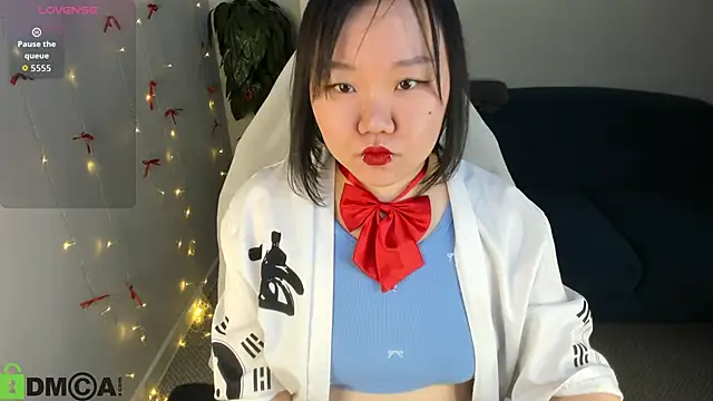 Tokyodreamss online show from April 24, 9:12 am