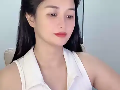 Snapshot of AmyLinee_1 chatting on June 3, 1:57 pm AmyLinee 1 online show from June 3, 1:57 pm