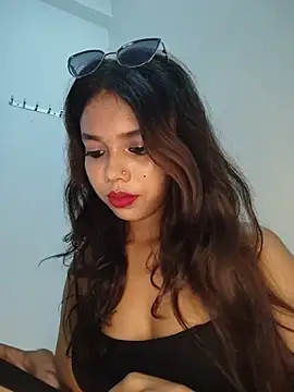 Candyy crushh online show from June 15, 3:31 am