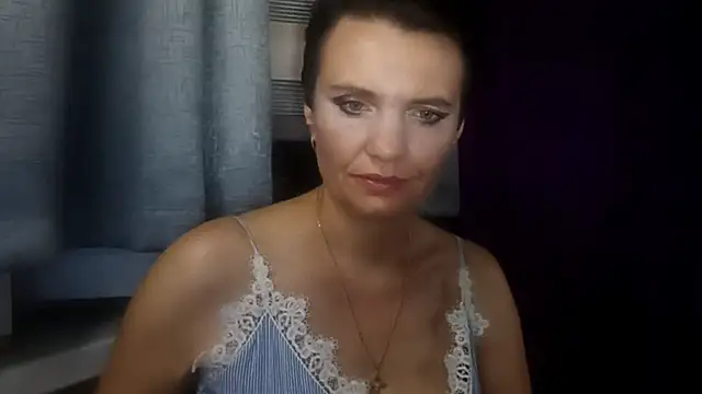 HotMamaQueen234 online show from August 5, 11:06 pm