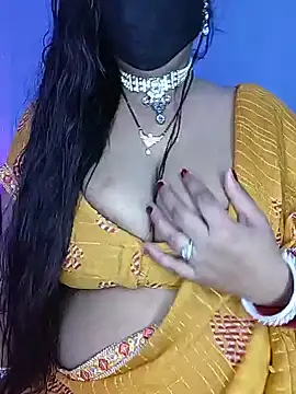 Snapshot of Miss_roohi chatting on June 28, 4:40 am Miss roohi online show from June 28, 4:40 am