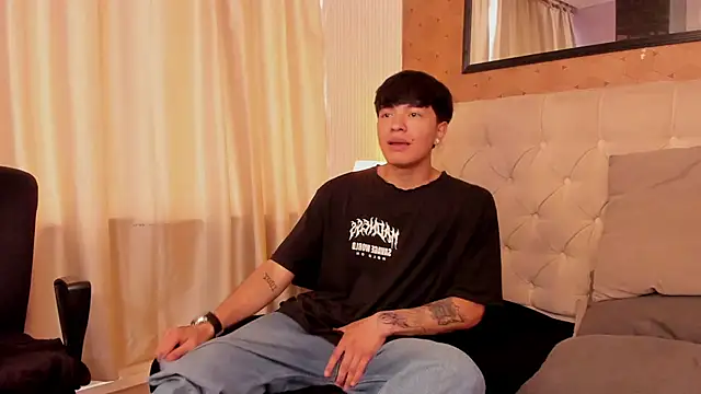 Snapshot of Madness_savage chatting on March 16, 2:21 pm Madness savage online show from March 16, 2:21 pm