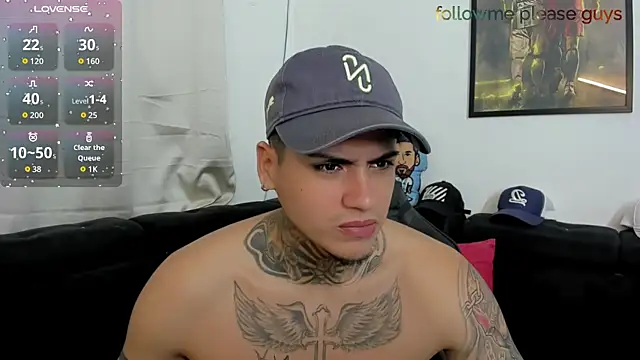 Snapshot of sweetlatinoboy chatting on May 13, 10:56 am sweetlatinoboy online show from May 13, 10:56 am