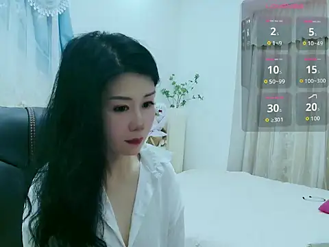 LILI956 online show from April 8, 3:56 pm