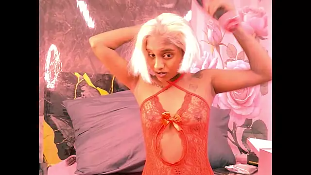 Snapshot of indian_barbie chatting on June 4, 5:41 pm indian barbie online show from June 4, 5:41 pm
