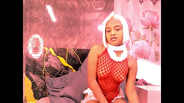 Snapshot of indian_barbie chatting on June 16, 5:26 pm indian barbie online show from June 16, 5:26 pm