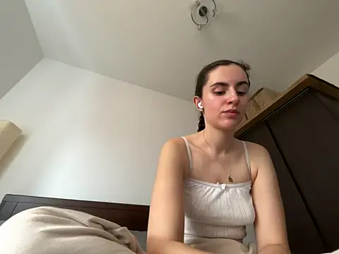 Snapshot of starlight_mo chatting on March 25, 11:38 am starlight mo online show from March 25, 11:38 am