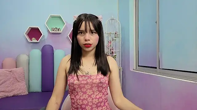Snapshot of Isaa_Skinny chatting on May 16, 3:58 am Isaa Skinny online show from May 16, 3:58 am
