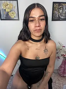 chloe evans0 online show from May 8, 4:07 am