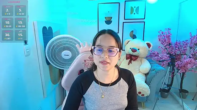 Shady bug online show from May 25, 7:09 pm