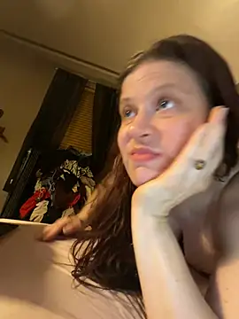 Snapshot of JulieetteLatte chatting on July 27, 1:56 am JulieetteLatte online show from July 27, 1:56 am