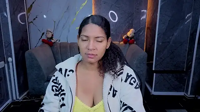 Scarletth b online show from April 22, 3:31 am
