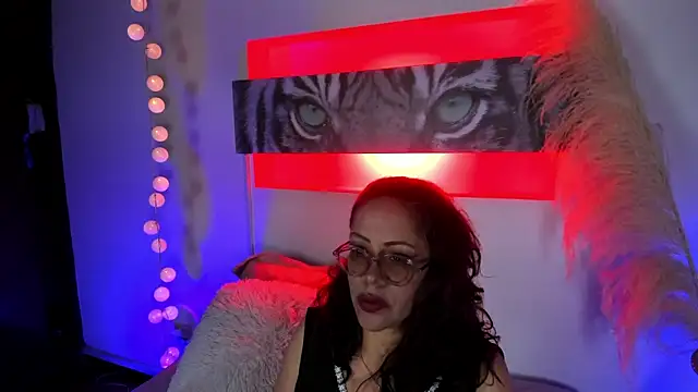 Snapshot of Mariia_Paulaa chatting on June 17, 4:15 am Mariia Paulaa online show from June 17, 4:15 am