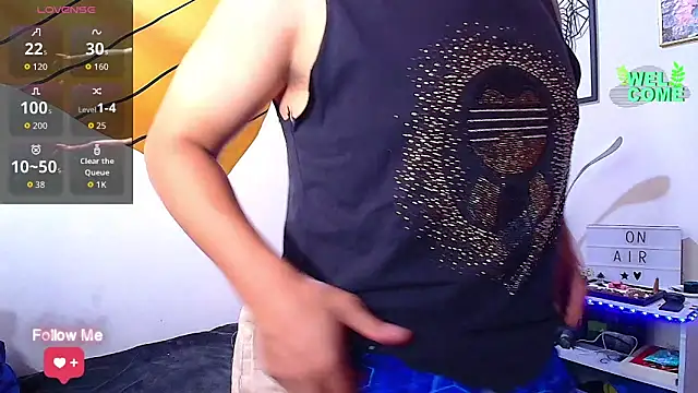 Max Parkerr online show from March 17, 9:18 pm