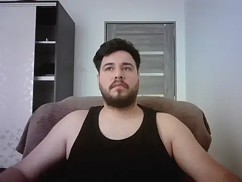 Snapshot of Gianiboy99 chatting on June 12, 12:59 pm Gianiboy99 online show from June 12, 12:59 pm