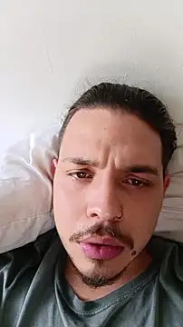 Snapshot of Bry__ chatting on March 28, 4:28 pm Bry online show from March 28, 4:28 pm