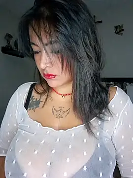 Sarah-917 online show from June 27, 1:06 pm
