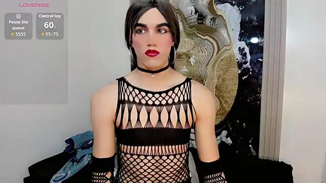 Snapshot of Tiffany_Velanyer__ chatting on June 5, 6:52 am Tiffany Velanyer online show from June 5, 6:52 am