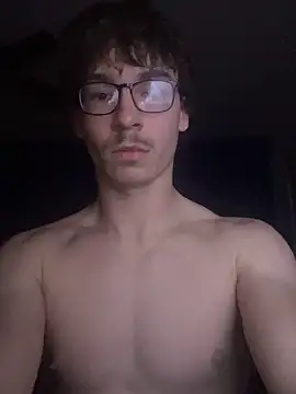 Snapshot of mrboss2522 chatting on March 20, 3:00 am mrboss2522 online show from March 20, 3:00 am