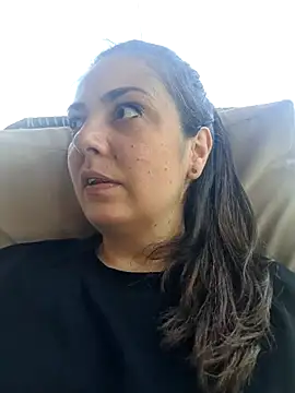 Arya Malone online show from June 6, 11:15 am