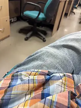 lund7888 online show from March 18, 9:45 am