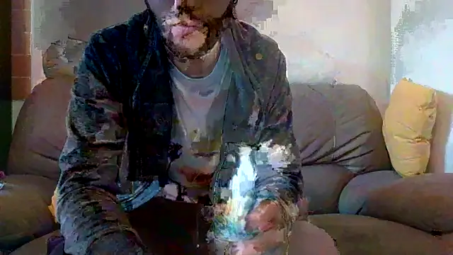 AmicisegretiITA online show from April 4, 5:27 am