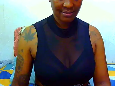 Tattooedgoddess33 online show from March 24, 9:09 pm