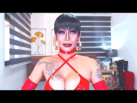 Snapshot of DominateMistressTania chatting on June 18, 2:23 am DominateMistressTania online show from June 18, 2:23 am