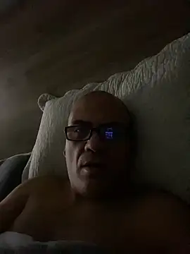 Snapshot of Guapo007sexy chatting on April 11, 8:18 am Guapo007sexy online show from April 11, 8:18 am