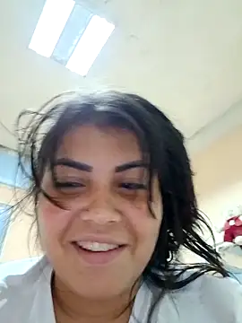 HotCubaLinda online show from March 20, 4:28 am