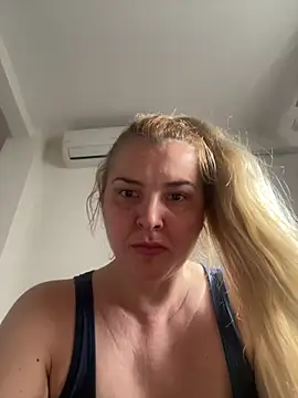 Maria3879 online show from March 20, 1:49 pm