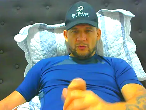 Snapshot of altenori chatting on May 13, 2:53 am altenori online show from May 13, 2:53 am
