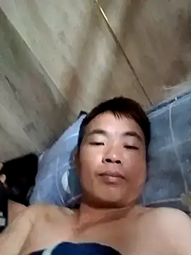 boy-pho- online show from May 14, 1:45 am