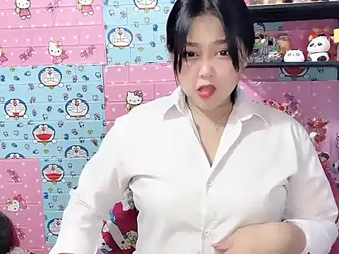 Snapshot of Nhanlu009 chatting on June 11, 1:09 pm Nhanlu009 online show from June 11, 1:09 pm